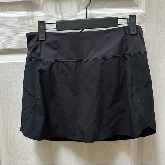 Athleta run with it skort skirt Black Athletic Skort s small - Picture 3 of 9